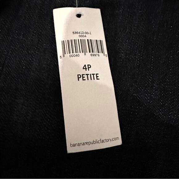 Banana Republic Shorts Blue Chambray Size 27 4 Petite 4P Button Sailor NWT - Picture 11 of 14